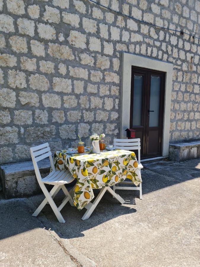 Stone House Apartment Kotor Exterior photo